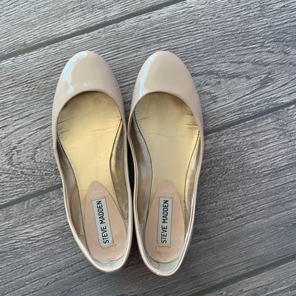 Steve Madden Flats - Picture 1 of 5